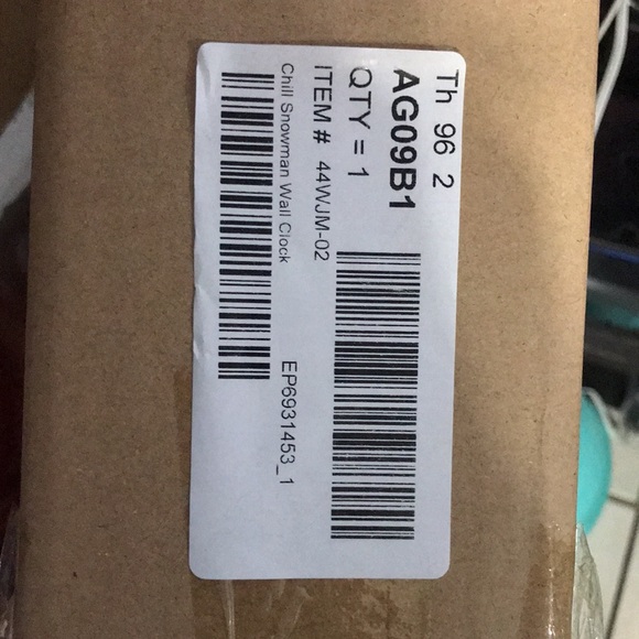 NEW Rae Dunn CHILL Snowman clock NEW BNIB - Picture 5 of 6